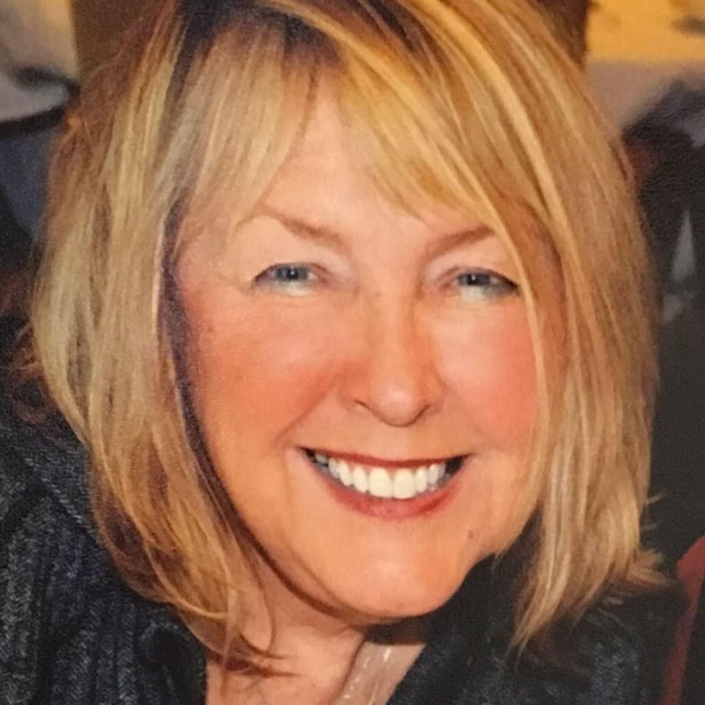 Meet your Posher, Debbie